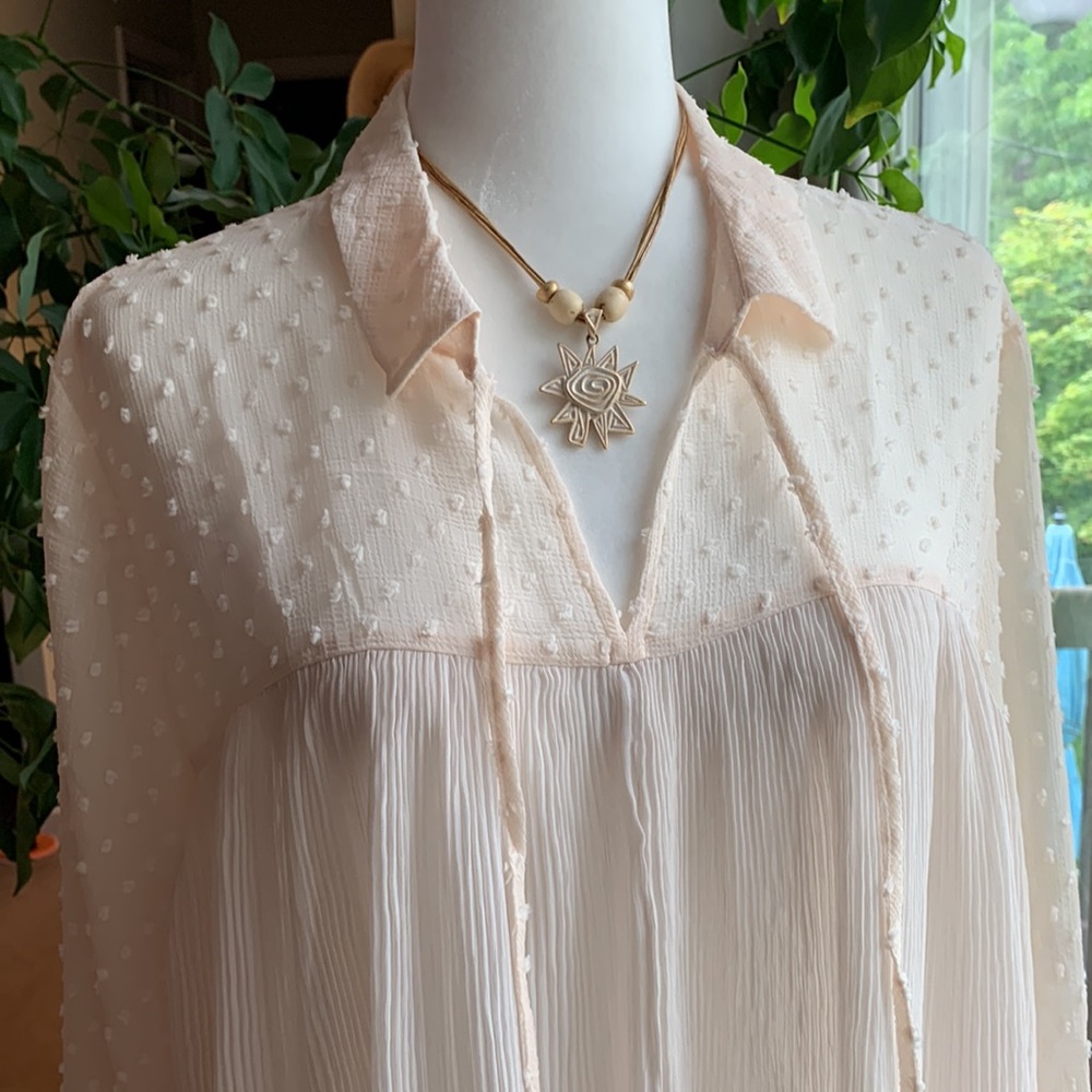 LC Lauren Conrad Pleated Long Sleeve Cream Blouse Sz XXL NWOT